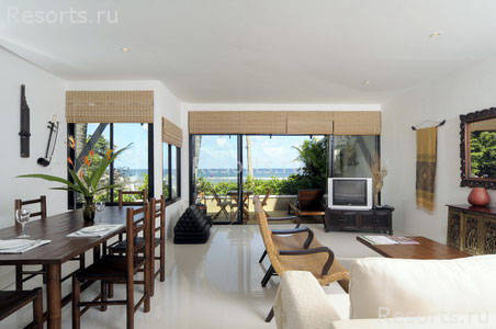 Kamala Beach Estate 15